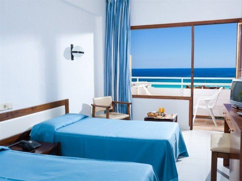 ホテル Bluesea Cala Millor エクステリア 写真
